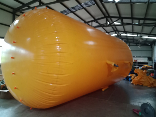 可折叠软体储气囊