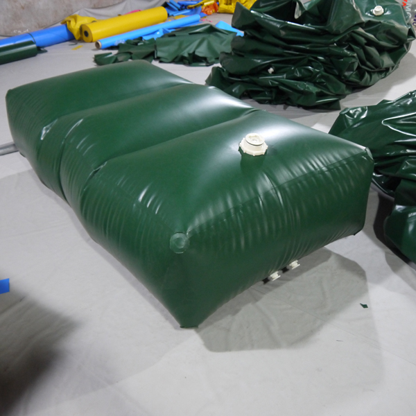 便携式充气橡胶折叠拦水坝怎么充气