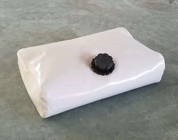 户外折叠便携式水囊简介