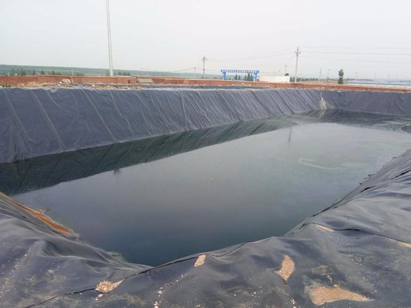 选购蓄水池时应该注意哪些（蓄水池生产公司哪家好）